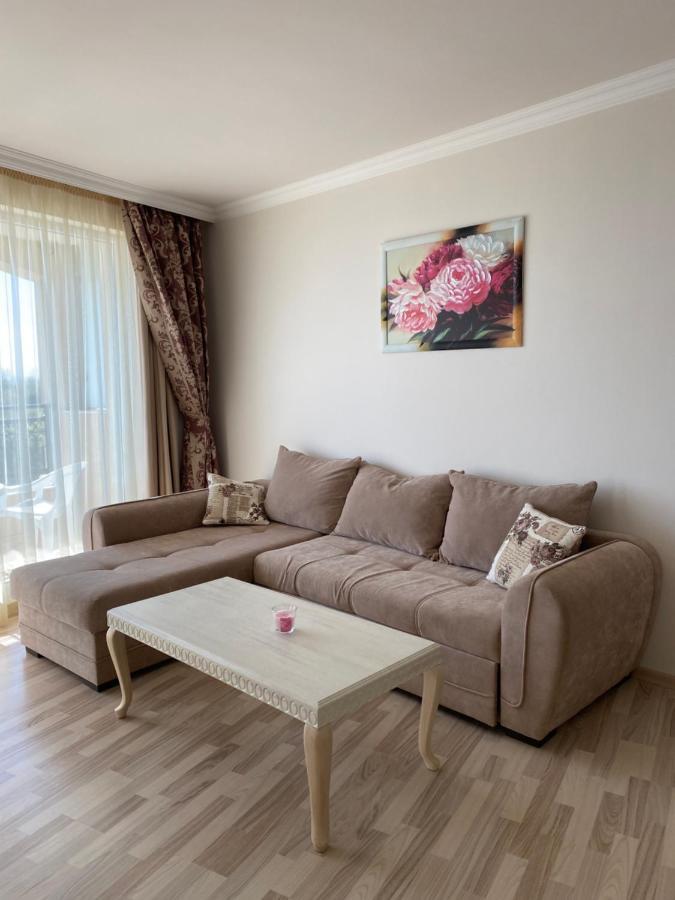 Private Super Apartments By Sea In Apart Hotel ! Πομόριε Εξωτερικό φωτογραφία