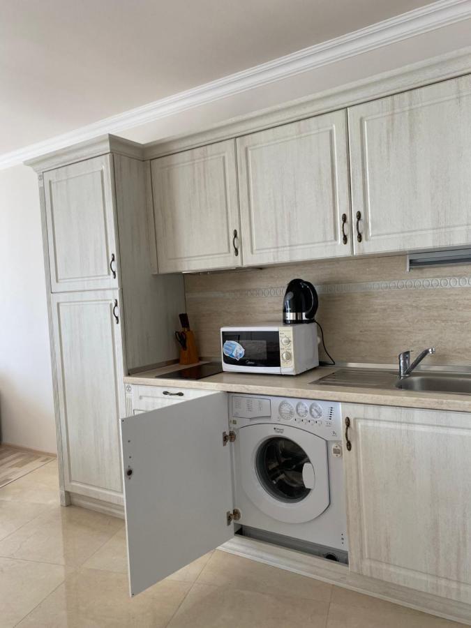 Private Super Apartments By Sea In Apart Hotel ! Πομόριε Εξωτερικό φωτογραφία