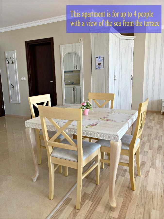 Private Super Apartments By Sea In Apart Hotel ! Πομόριε Εξωτερικό φωτογραφία